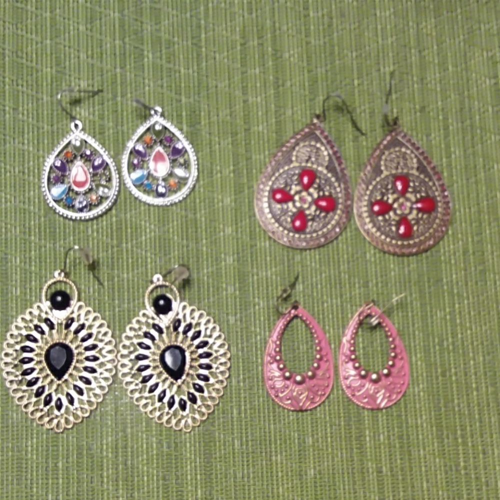 Cute earrings